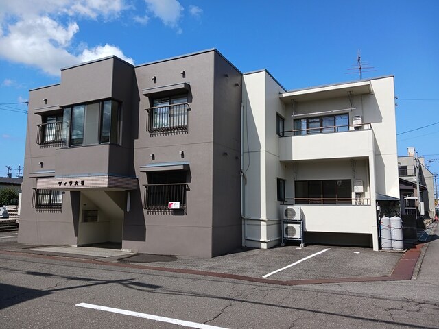 102号室号室(2階建-1階)