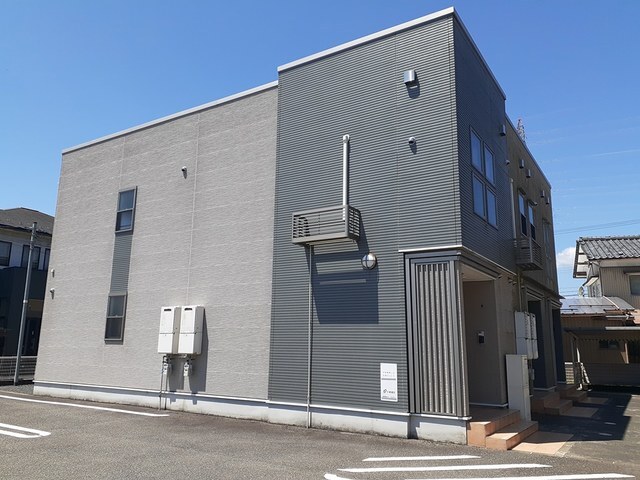 101号室号室(2階建-1階)