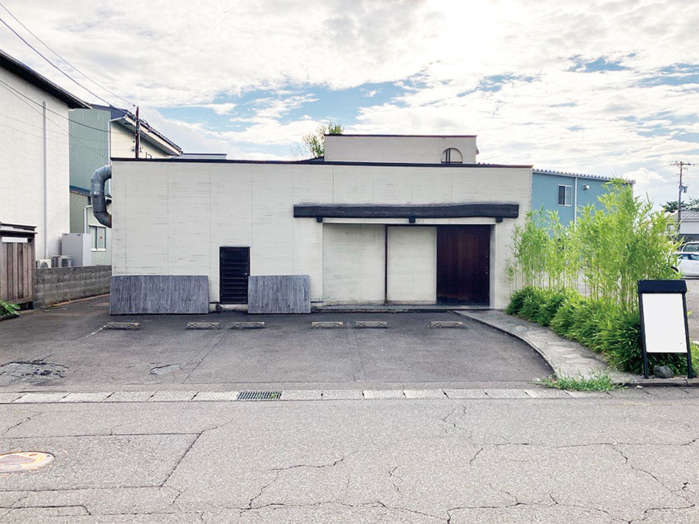 (平屋建)