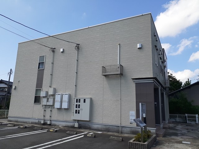 102号室